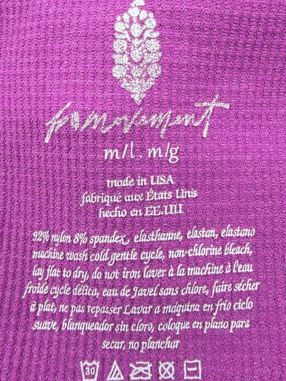 Free People Movement Cut It Out Top M/L Magenta Ribbed Crop Thumbhole USA - Picture 11 of 11